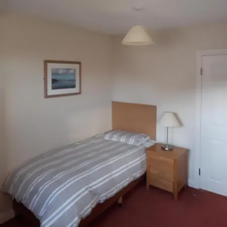 Holiday home 4 Bedroom By The Sea