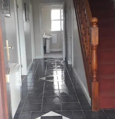 4 Bedroom By The Sea Holiday home Cork